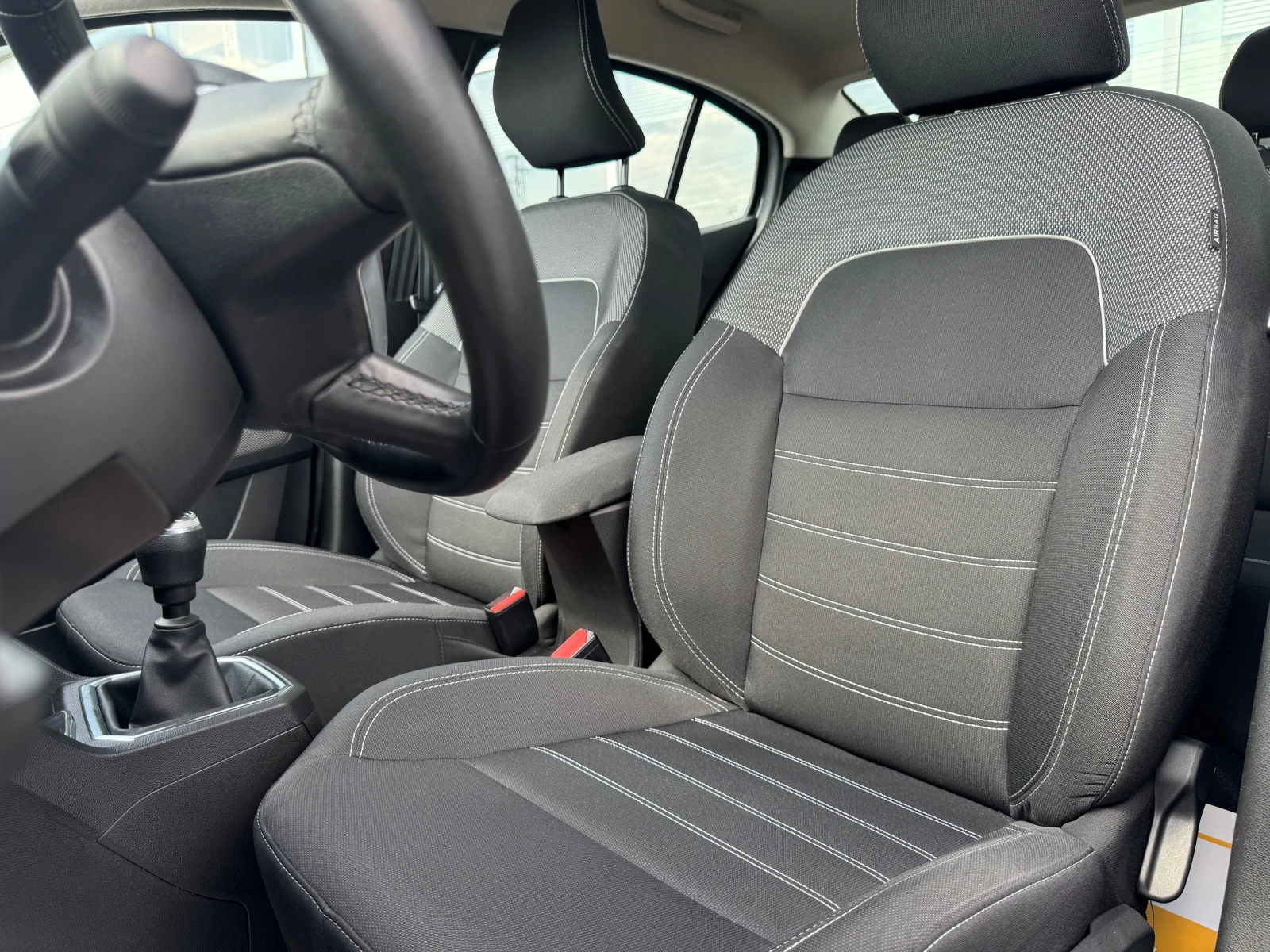 Dacia Logan 1.0TCe/100к.с/ECo-G - изображение 10