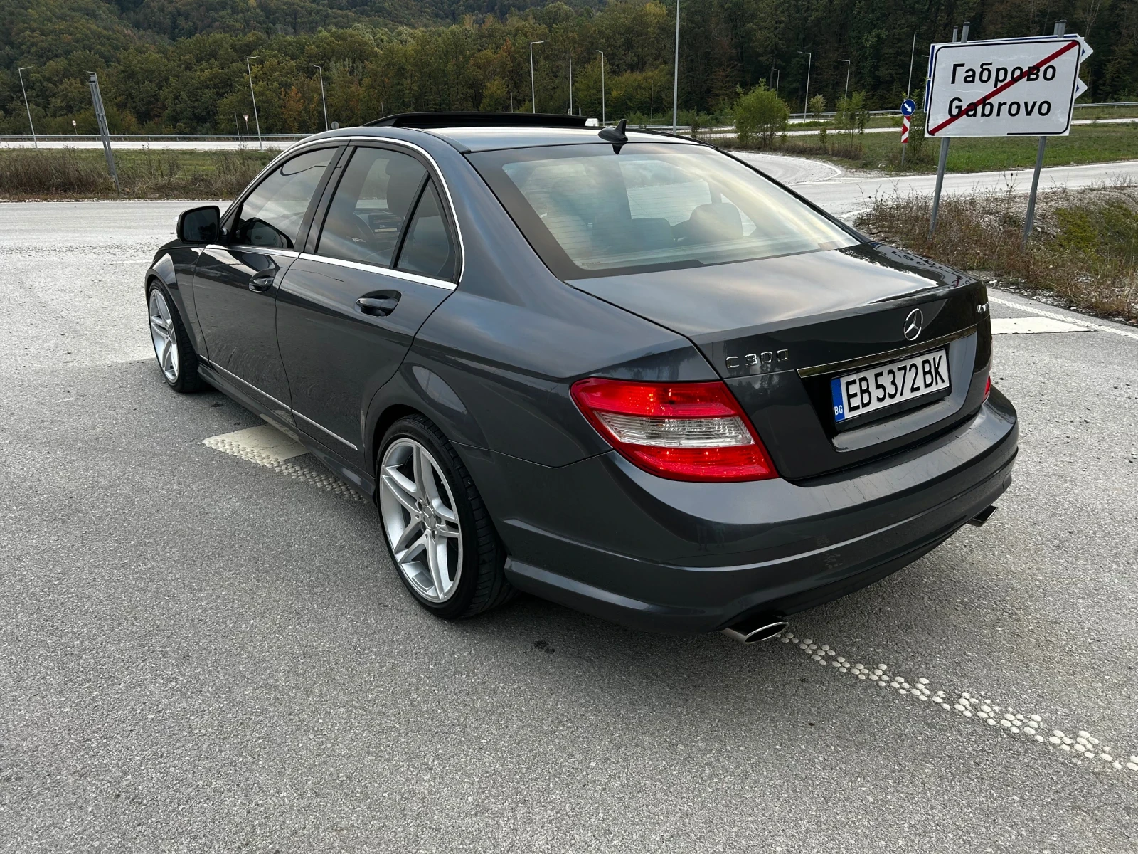 Mercedes-Benz C 300 4MATIC AMG Pack LPG  | Mobile.bg — изображение 3