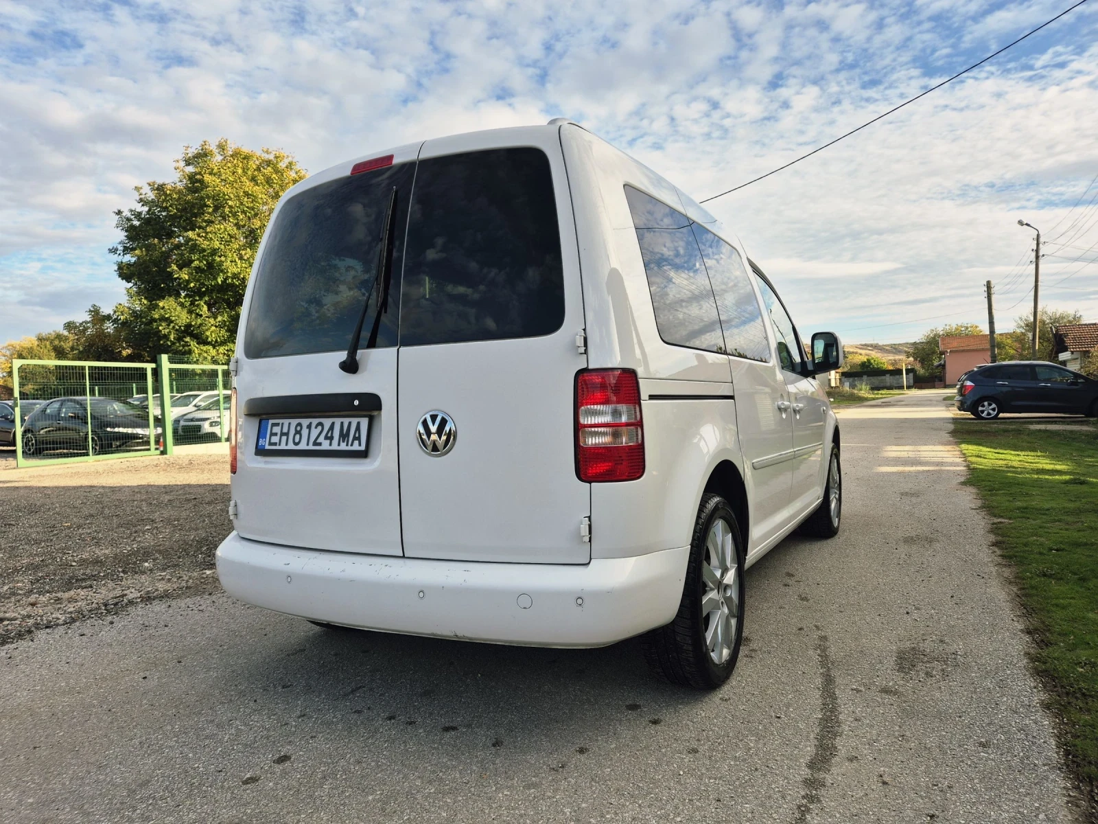 VW Caddy 1.6tdi DSG iCup | Mobile.bg — изображение 5