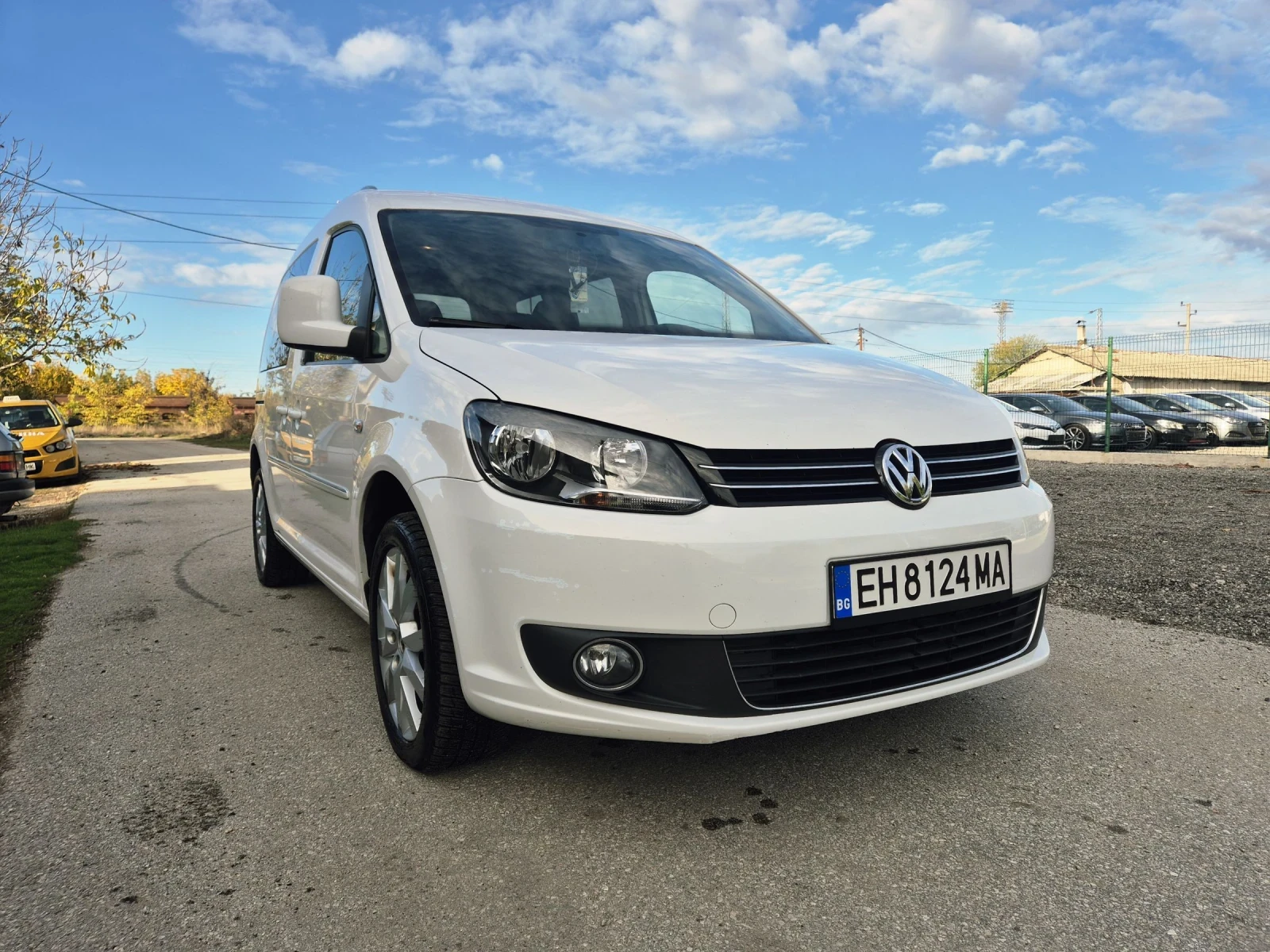 VW Caddy 1.6tdi DSG iCup | Mobile.bg — изображение 3