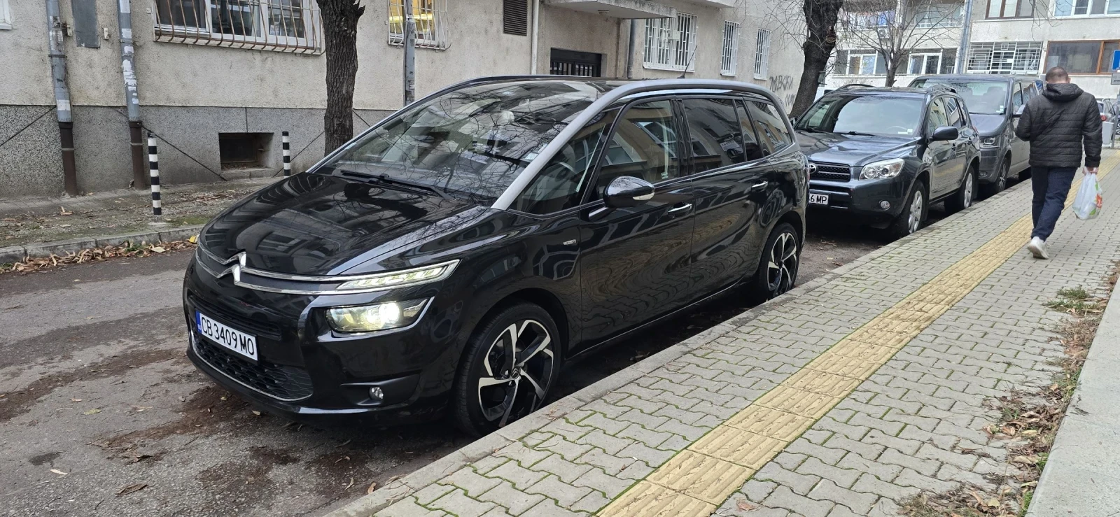 Citroen C4 Picasso Grand 7 места - изображение 2