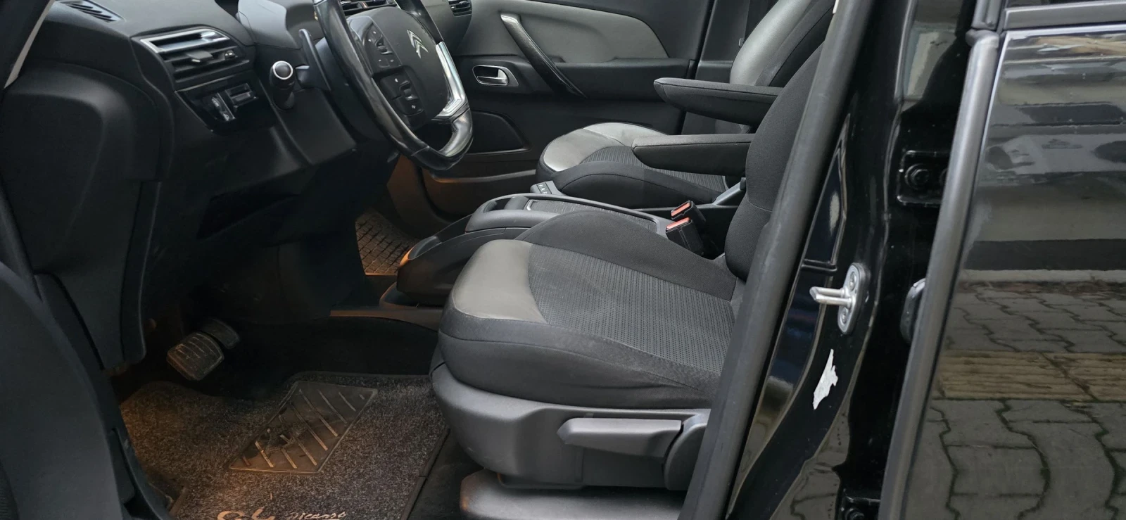 Citroen C4 Picasso Grand 7 места - изображение 9