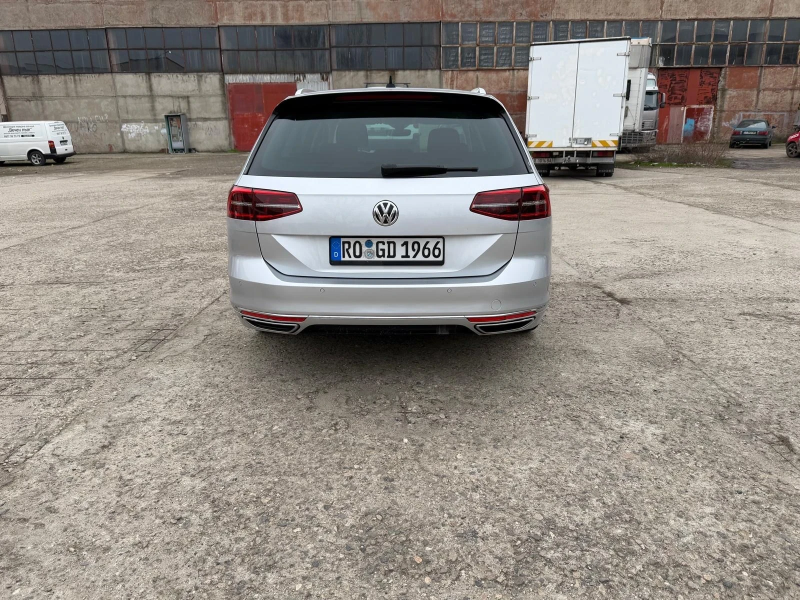 VW Passat 2.0 TDI R Line - изображение 5
