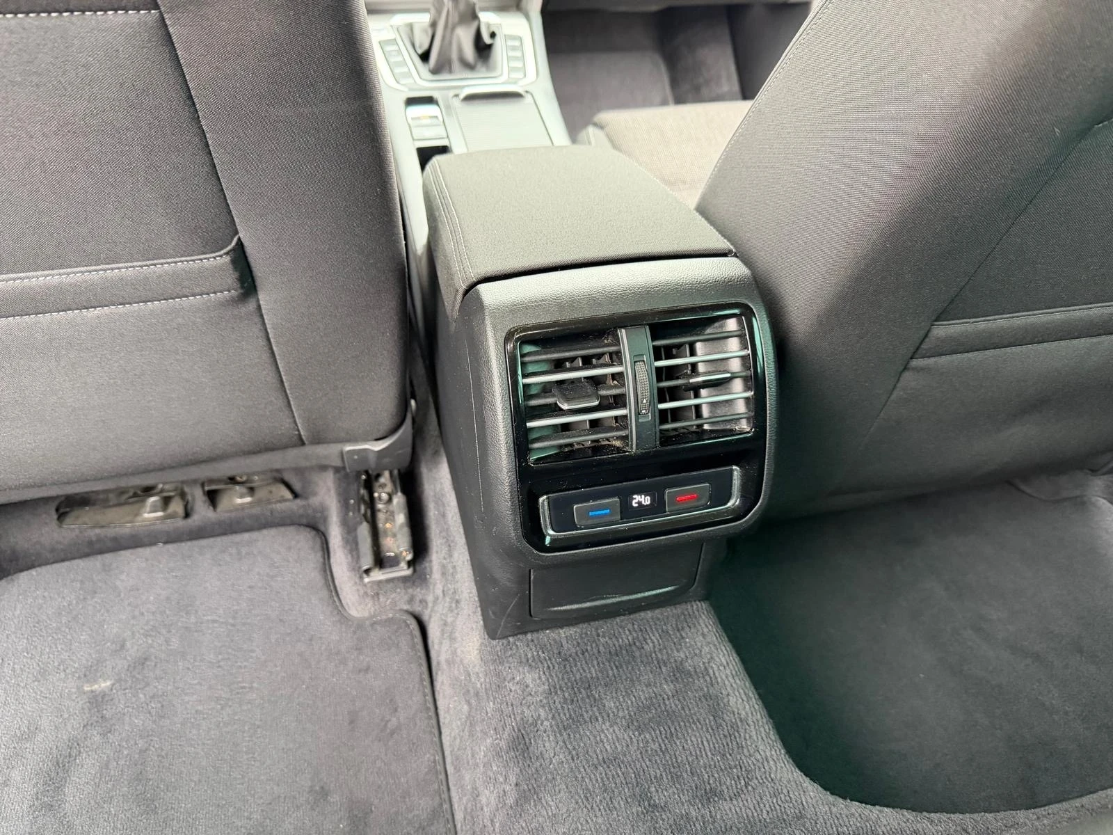 VW Passat 2.0 TDI R Line | Mobile.bg � ����������� 13