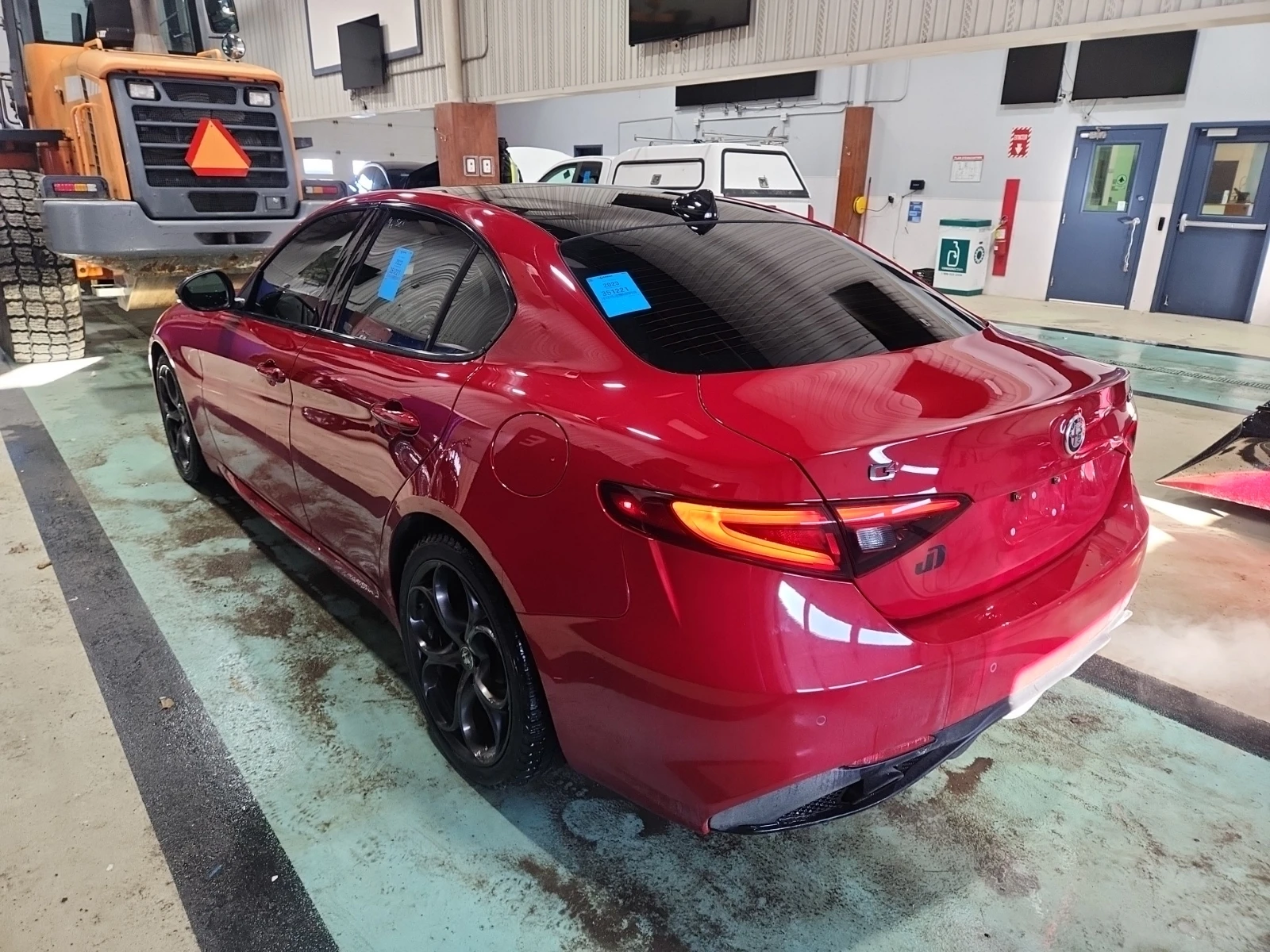 Alfa Romeo Giulia Estrema - изображение 4