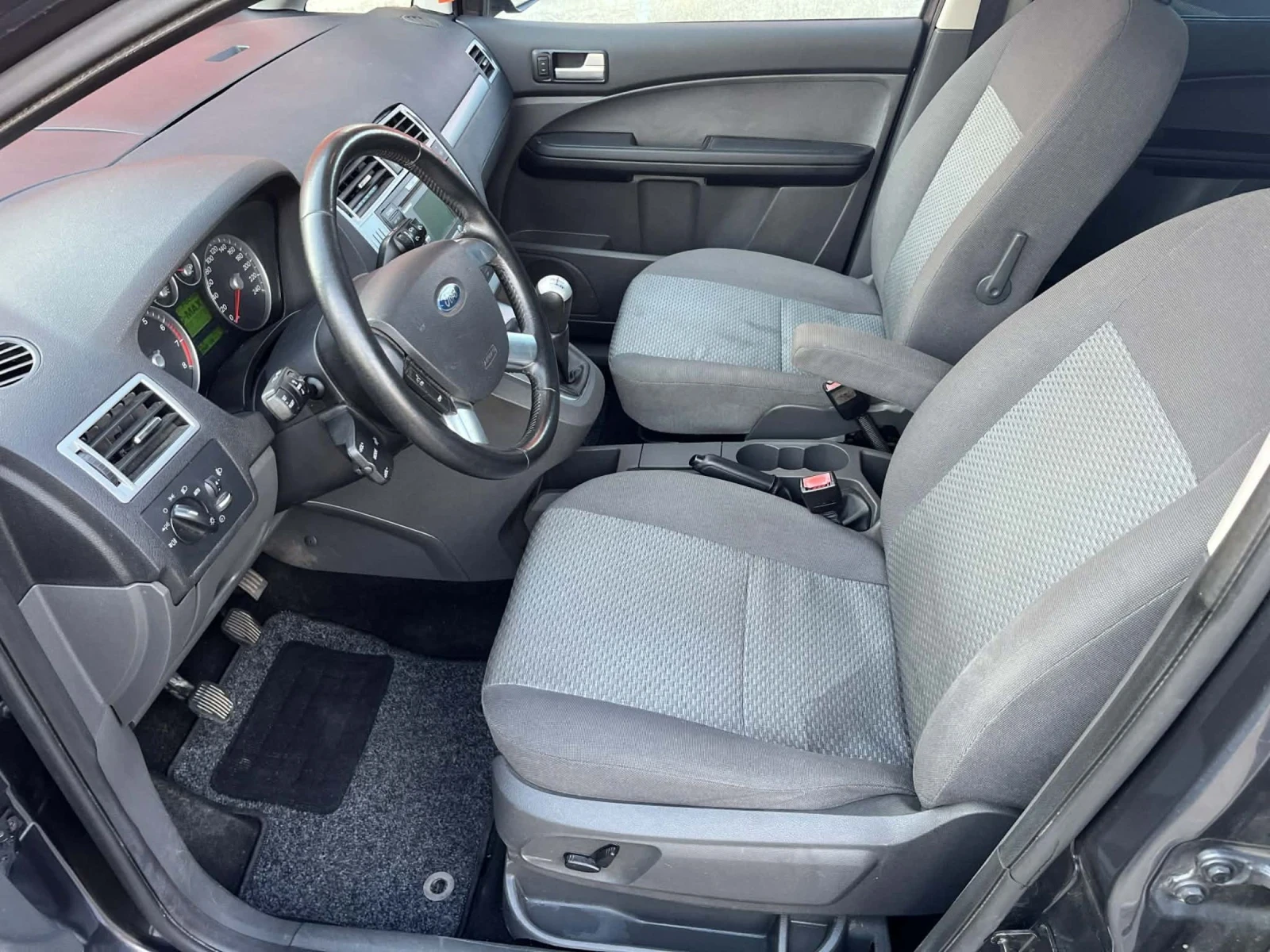 Ford C-max 1.8I, снимка 10 - Автомобили и джипове - 53772605