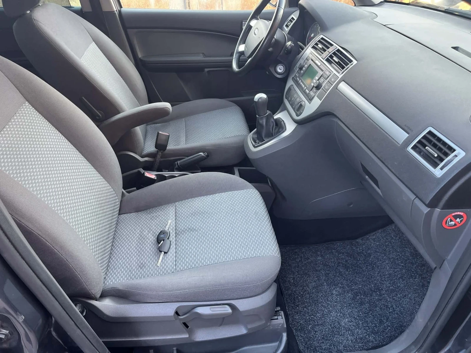 Ford C-max 1.8I, снимка 17 - Автомобили и джипове - 53772605