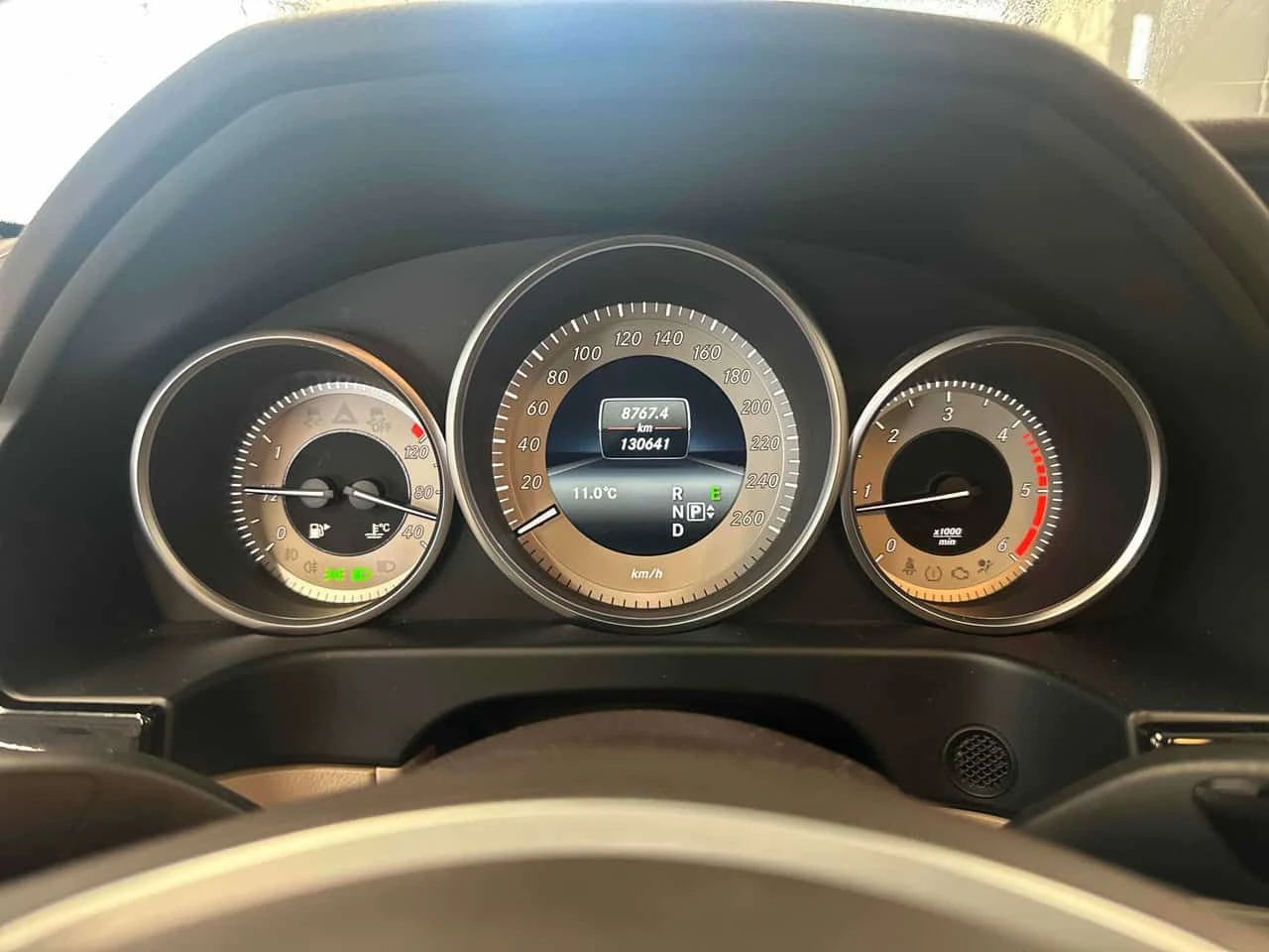 Mercedes-Benz E 250 BlueTEC/CARFAX/ПОДГРЕВИ/360 CAM, снимка 8 - Автомобили и джипове - 53805216