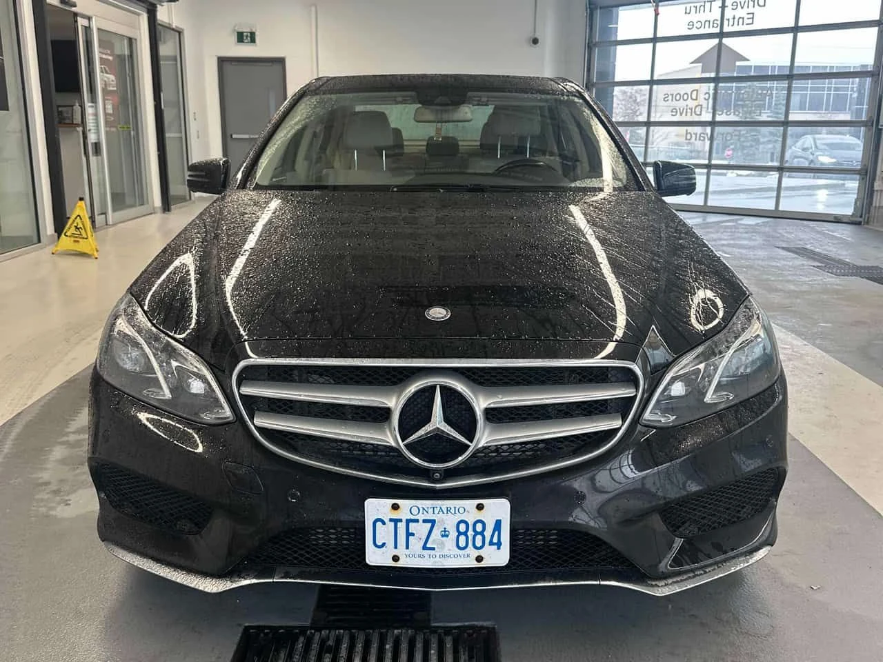 Mercedes-Benz E 250 BlueTEC/CARFAX/ПОДГРЕВИ/360 CAM, снимка 2 - Автомобили и джипове - 53805216