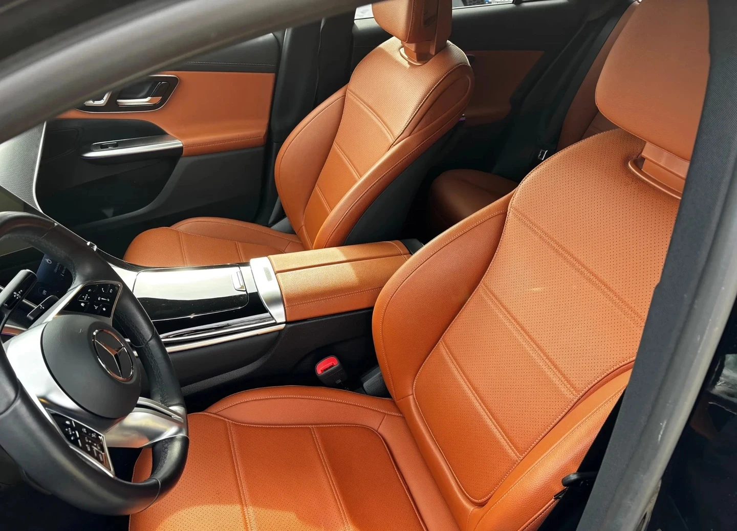 Mercedes-Benz GLC 200 4MATIC Off-Roader, снимка 5 - Автомобили и джипове - 53819817