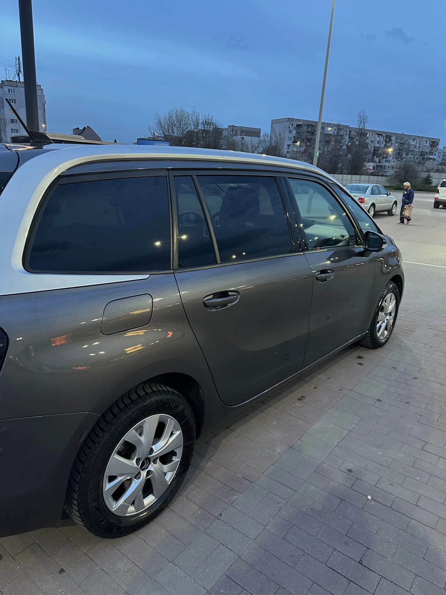 Citroen C4 Picasso Grand Picasso, снимка 4 - Автомобили и джипове - 53810643