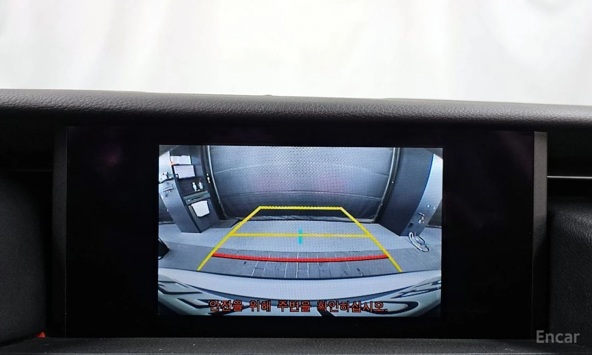 Lexus IS 300 * KEYLESS* КОЖА* ПОДГРЕВ* ШИБИДАХ* КАМЕРА* , снимка 14 - Автомобили и джипове - 54085272