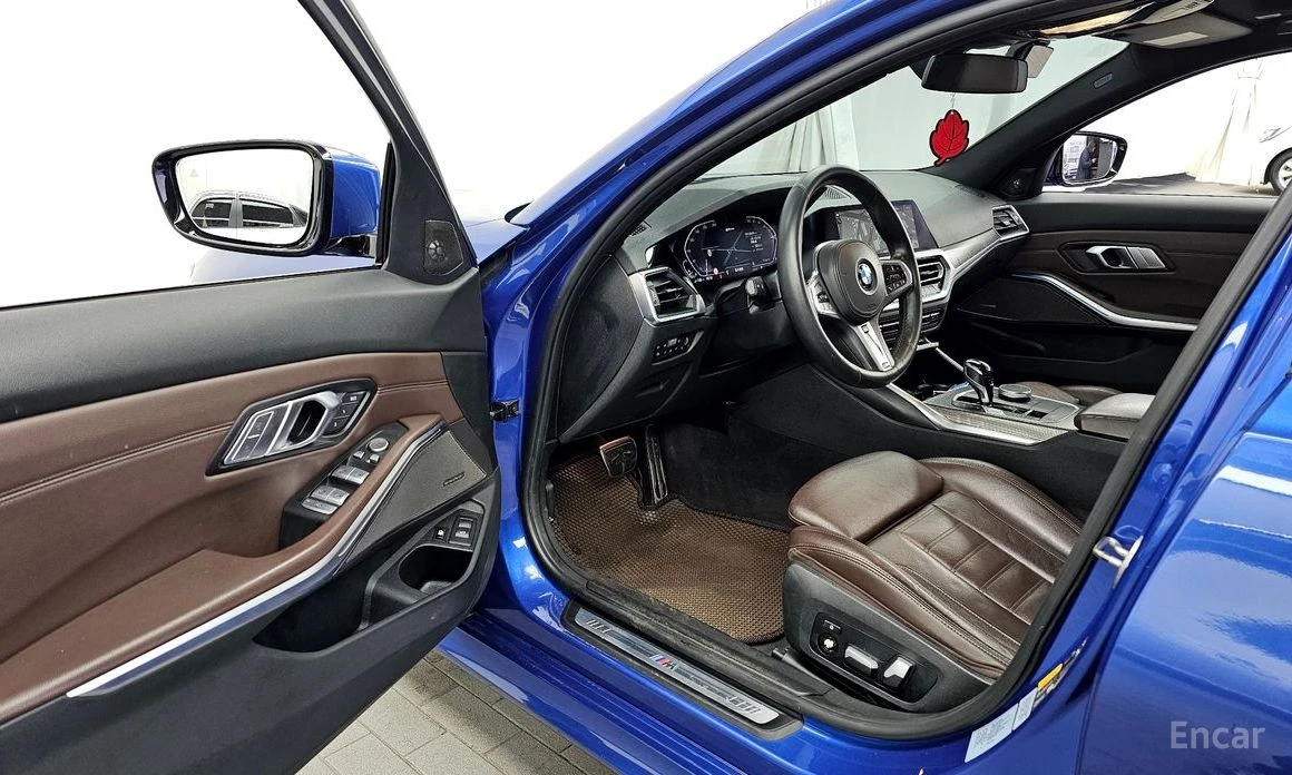 BMW 330 E* HYBRID* M* SPORT* HARMON* KARDON* КАМЕРА* , снимка 6 - Автомобили и джипове - 54149026