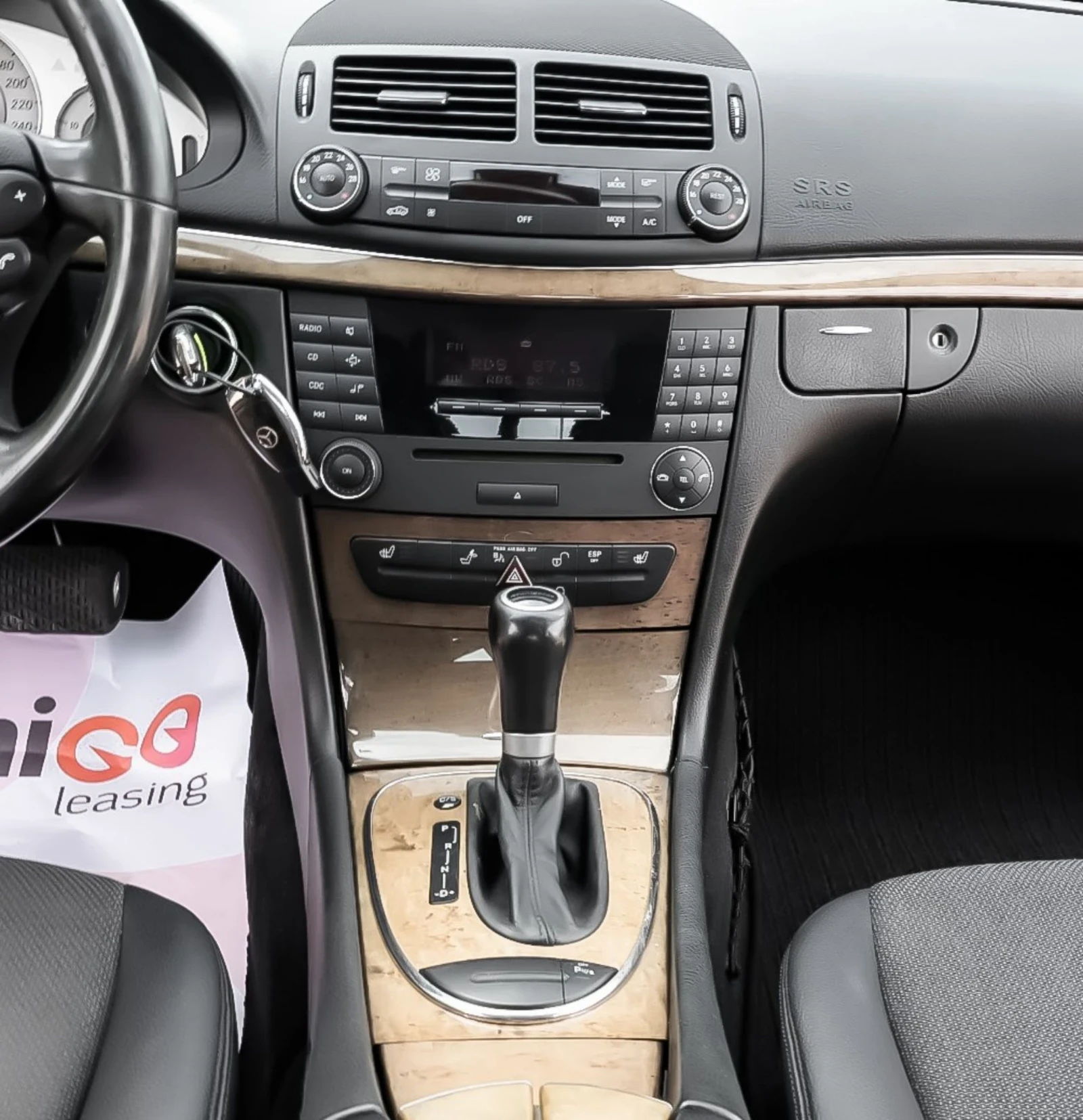 Mercedes-Benz E 220 Avangarde  Face , снимка 15 - Автомобили и джипове - 54610181