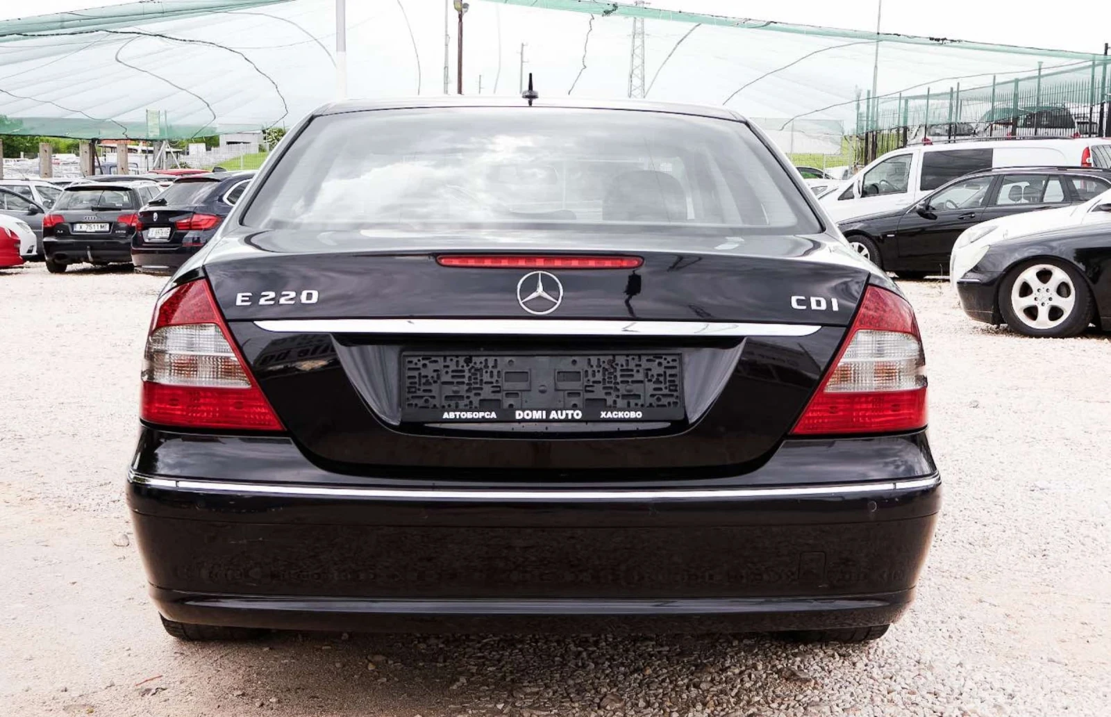 Mercedes-Benz E 220 Avangarde  Face , снимка 7 - Автомобили и джипове - 54610181