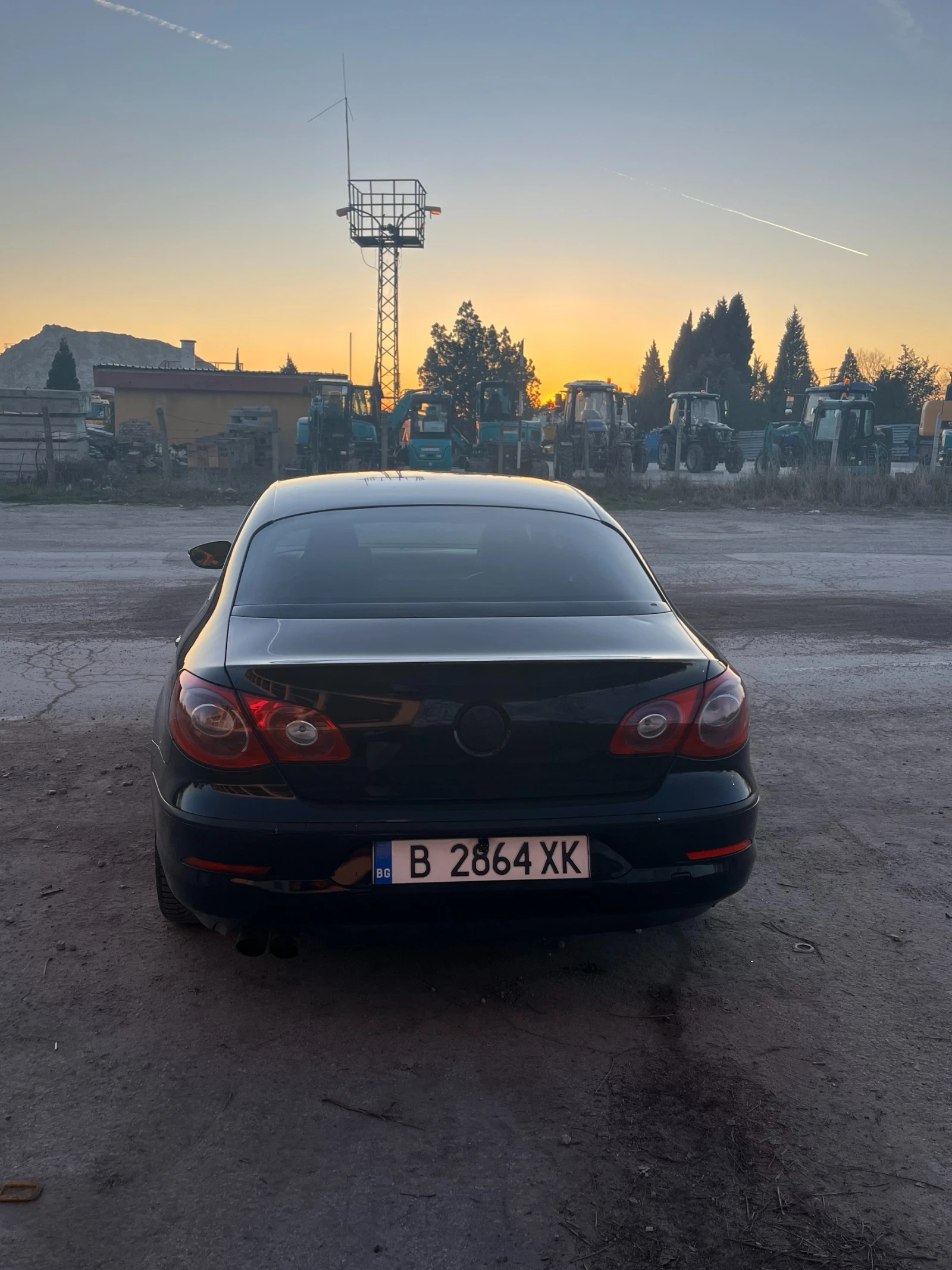 VW CC 2.0TDI, снимка 3 - Автомобили и джипове - 54714954