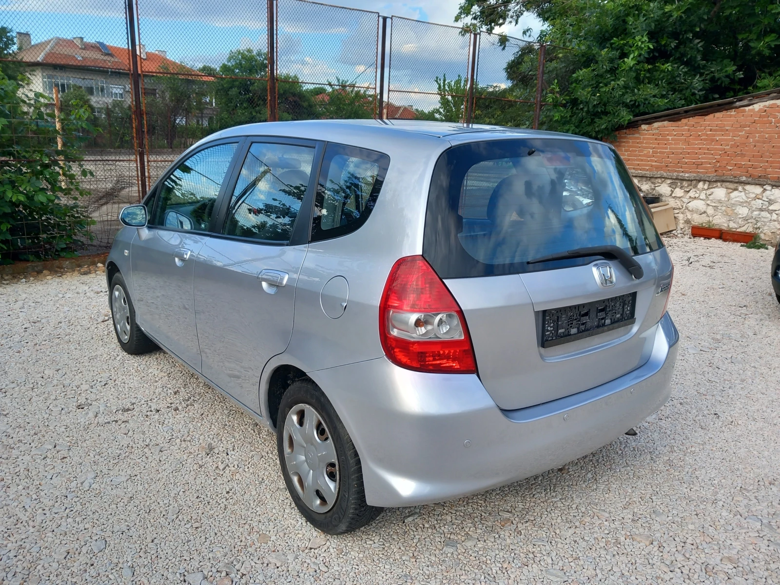 Honda Jazz 1.3i климатик , снимка 3 - Автомобили и джипове - 54962215