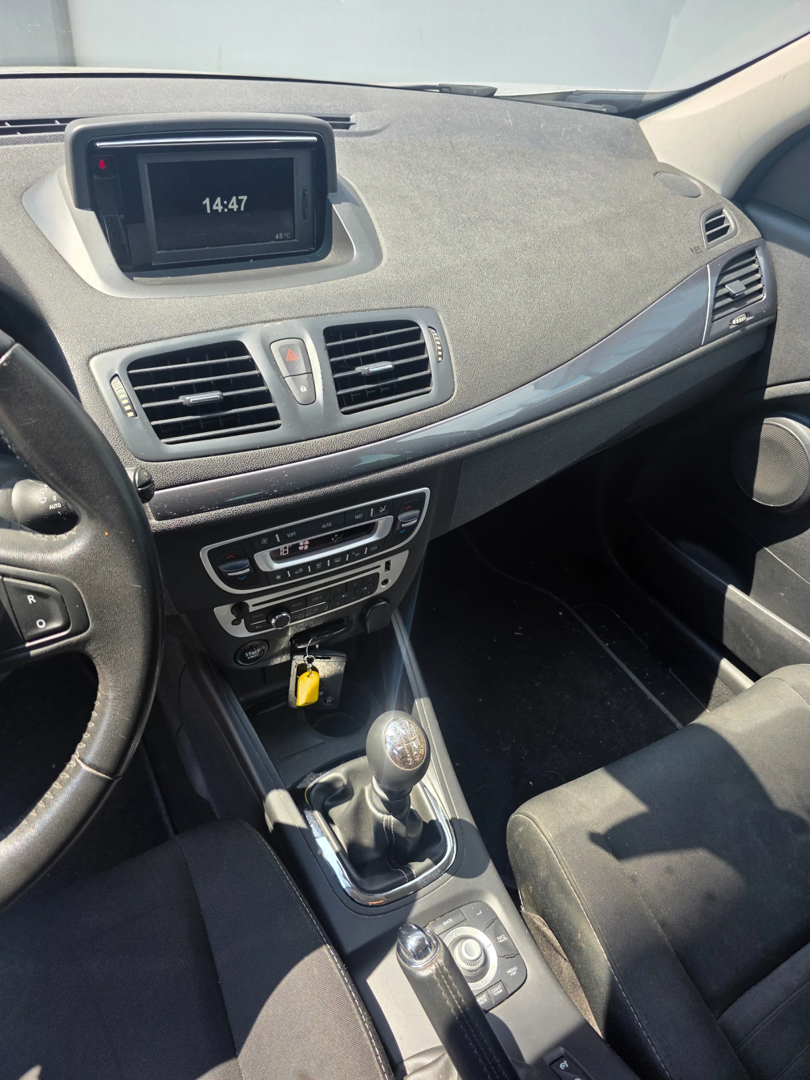 Renault Megane 1.5 dci  110кс Limitet, снимка 10 - Автомобили и джипове - 55151832