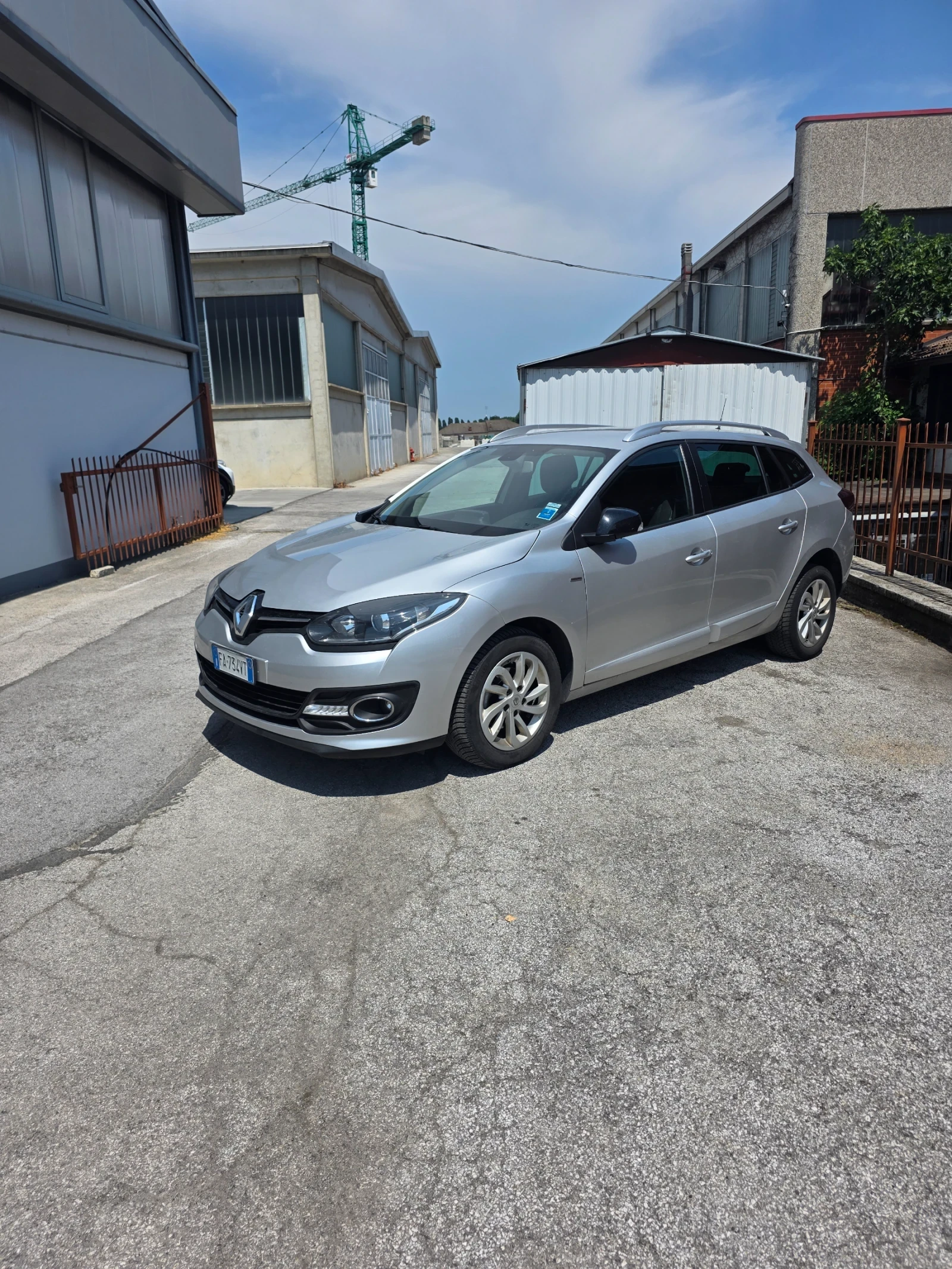 Renault Megane 1.5 dci  110кс Limitet, снимка 3 - Автомобили и джипове - 55151832