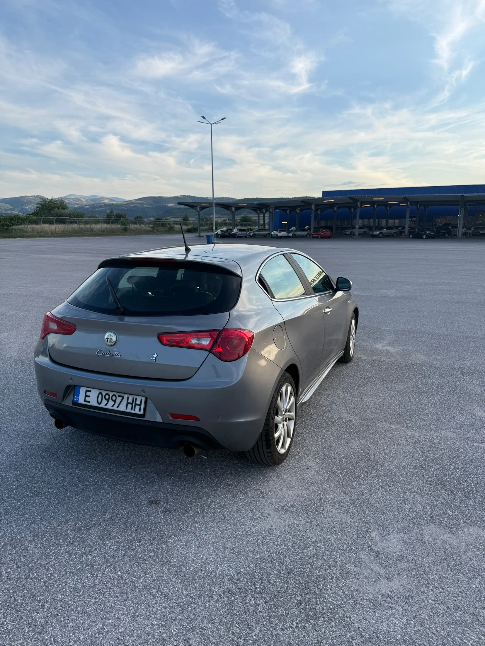 Alfa Romeo Giulietta, снимка 3 - Автомобили и джипове - 55178904