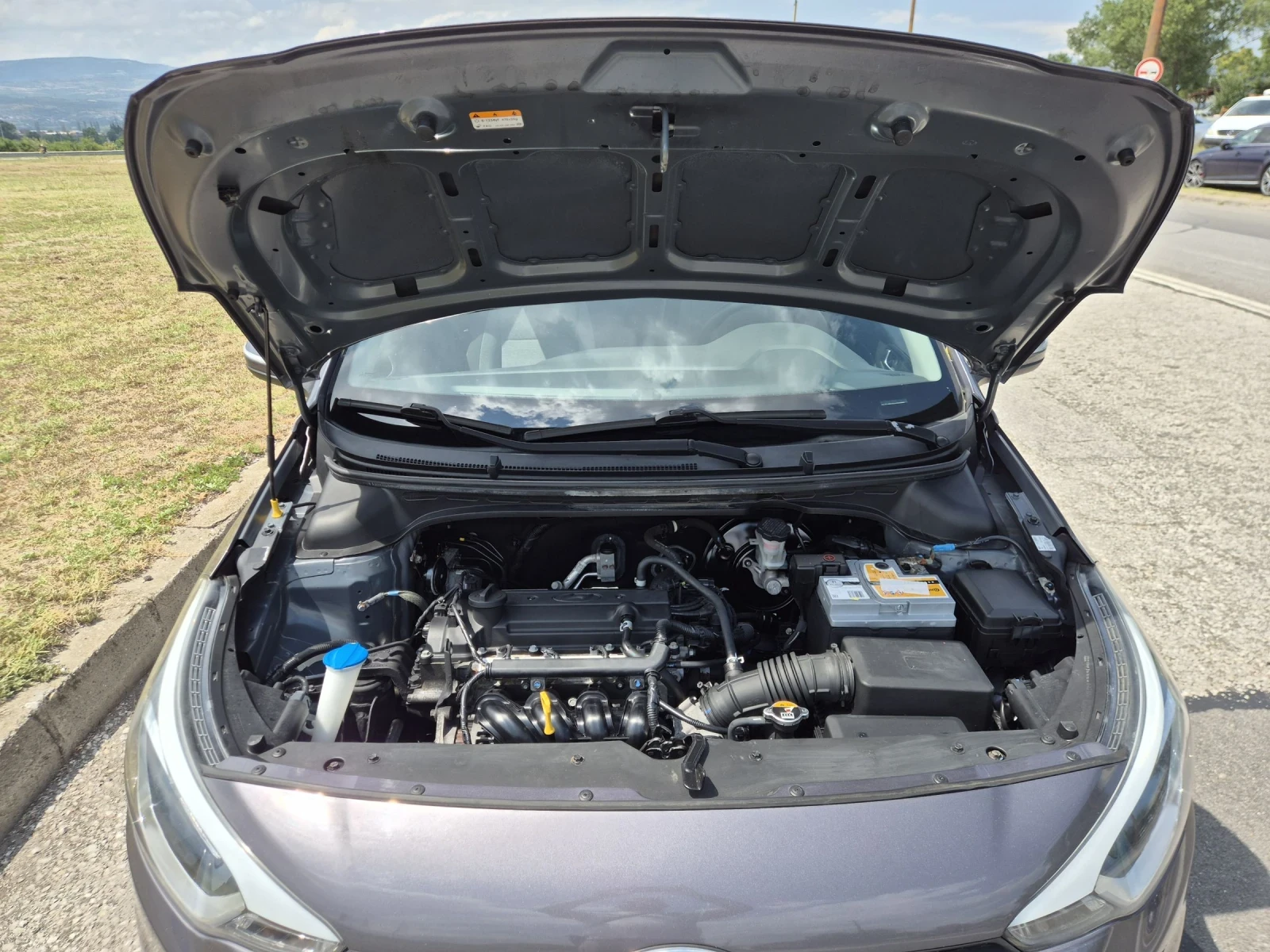 Hyundai I20 1.2, снимка 17 - Автомобили и джипове - 55379337