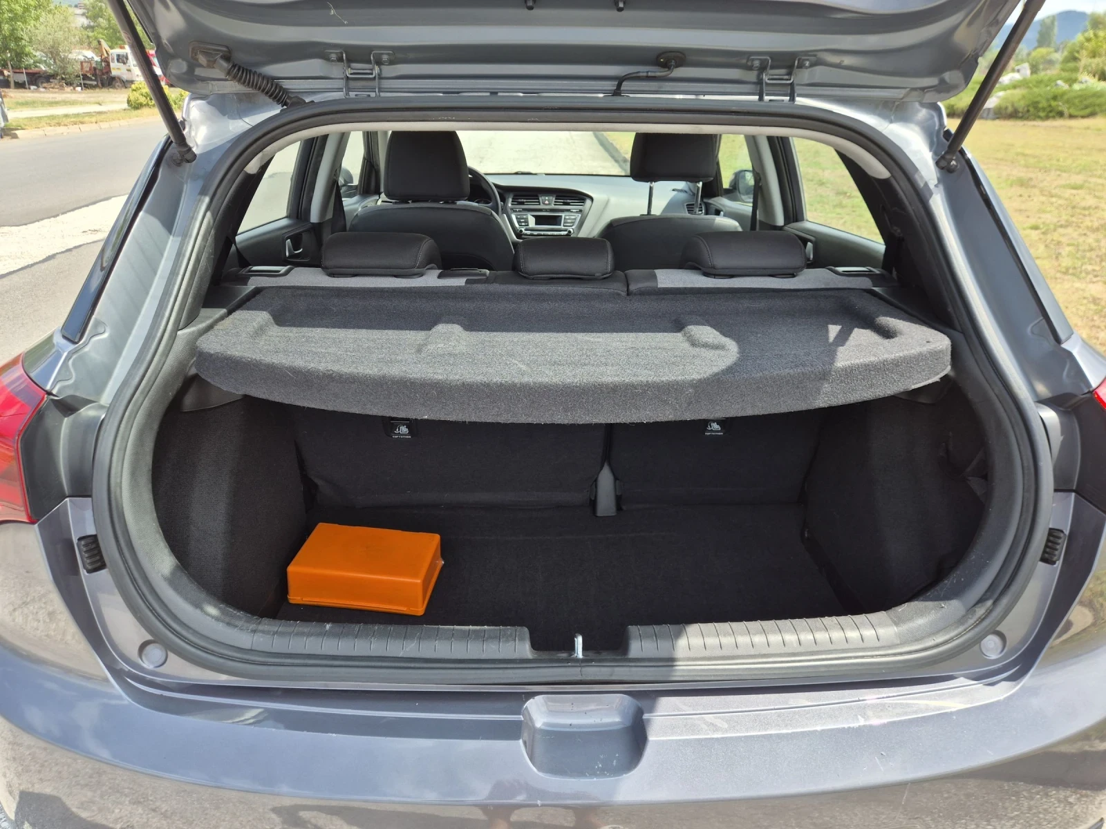Hyundai I20 1.2, снимка 16 - Автомобили и джипове - 55379337