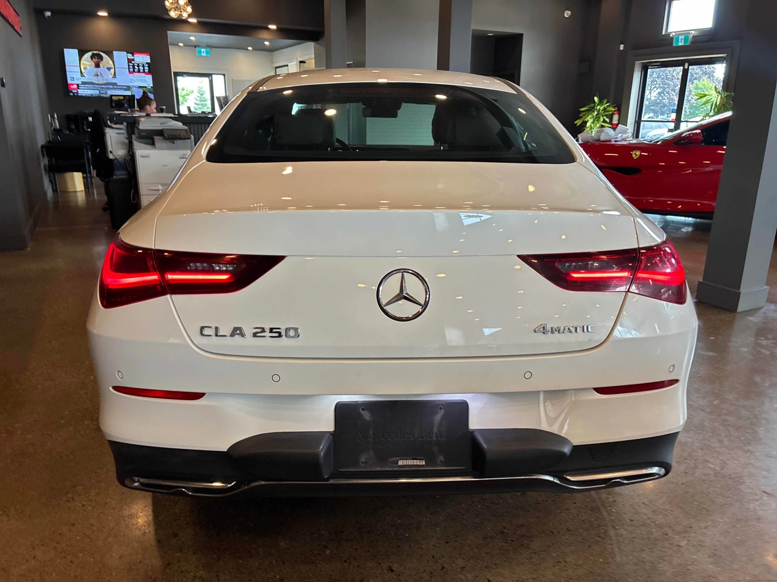 Mercedes-Benz CLA 250 4MATIC | CARFAX | БЕЗ ИНЦИДЕНТИ, снимка 5 - Автомобили и джипове - 56124981