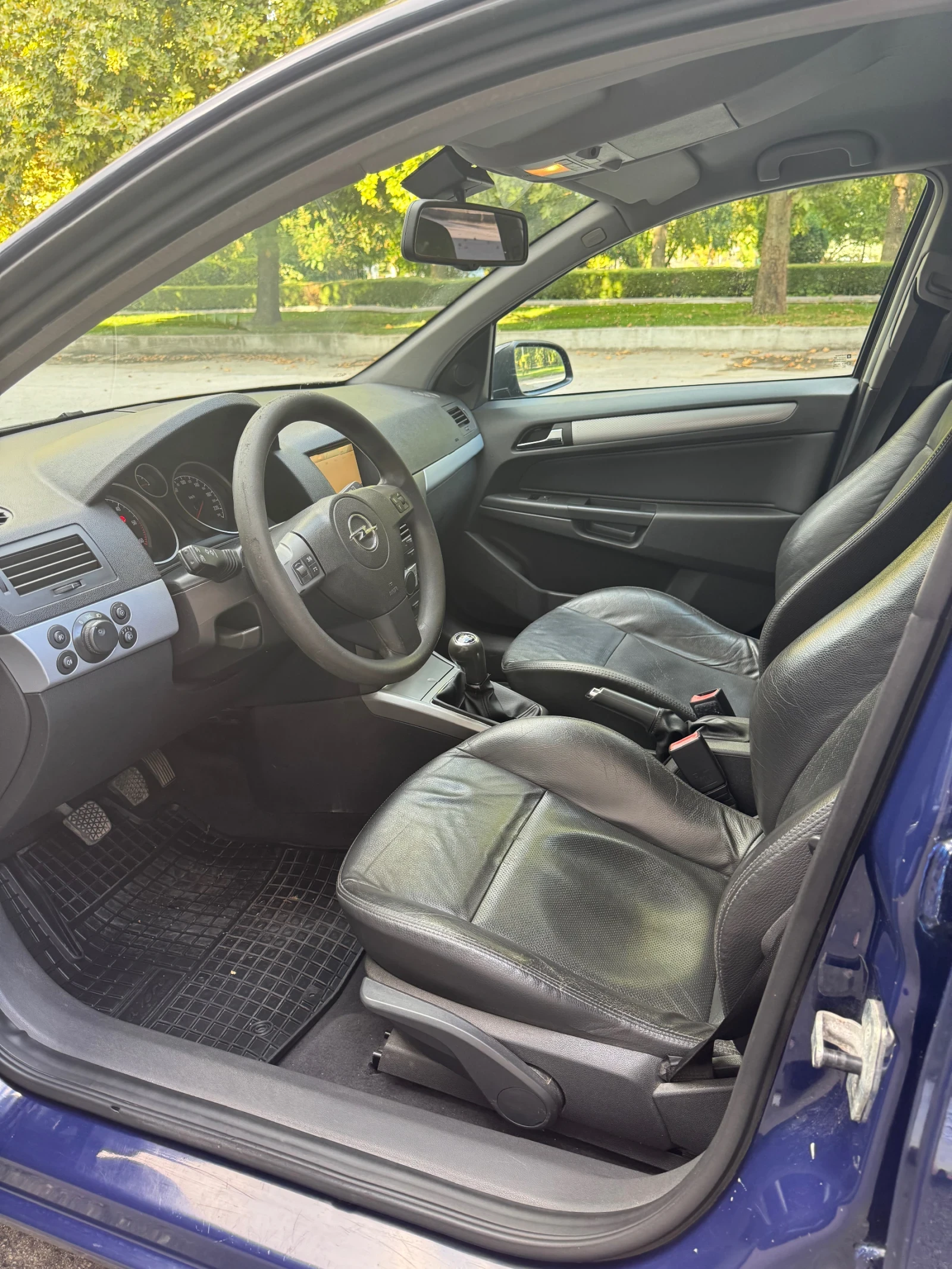 Opel Astra 1.9 150 коня, снимка 8 - Автомобили и джипове - 56275756