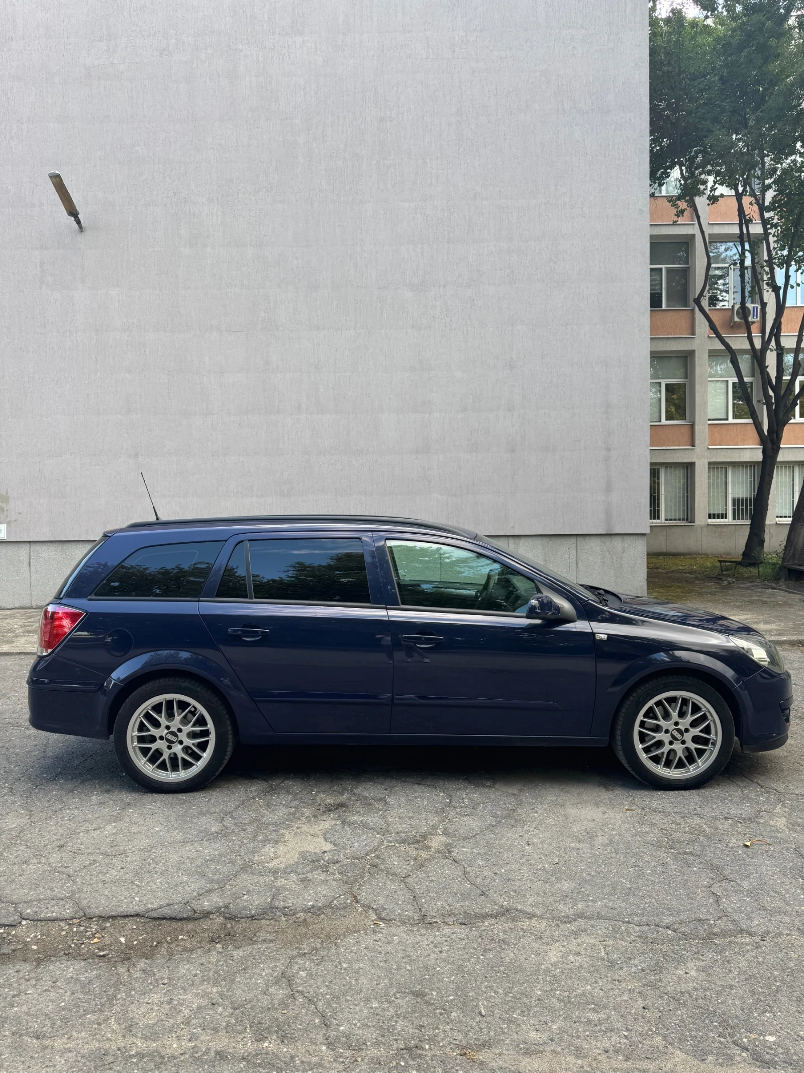 Opel Astra 1.9 150 коня, снимка 3 - Автомобили и джипове - 56275756