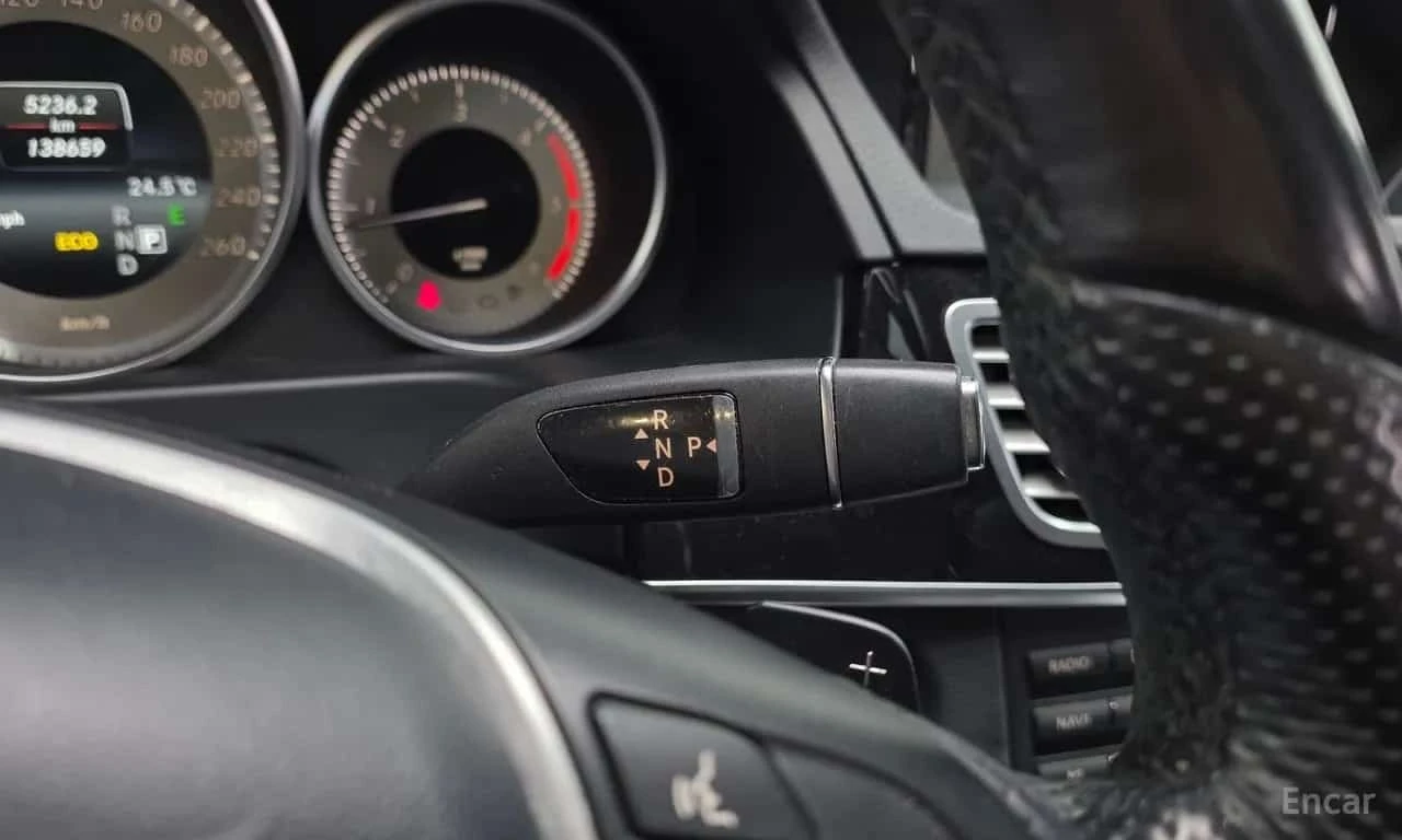 Mercedes-Benz E 220 Bluetec Avantgarde Sport /����������� | Mobile.bg � ����������� 9