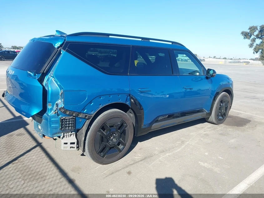 Kia EV9 GT-Line AWD, снимка 4 - Автомобили и джипове - 56405493