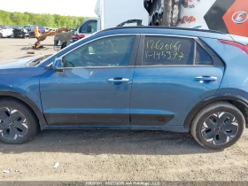 Kia Niro SNOW WHITE PEARL GREY EXTERIOR | Auto.bg — изображение 15