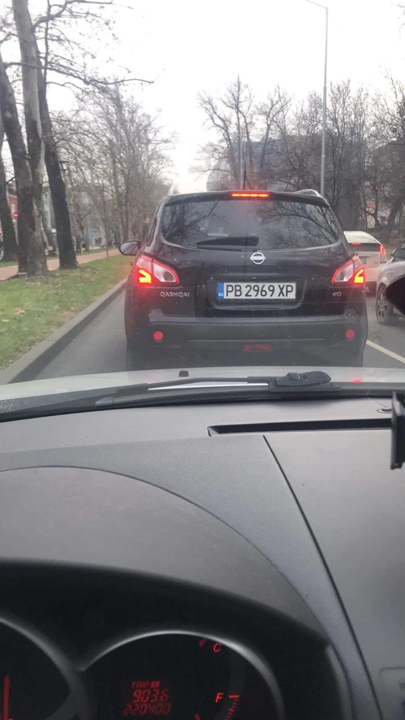 Nissan Qashqai + НОВИ ЗИМНИ ГУМИ, снимка 7 - Автомобили и джипове - 52567957