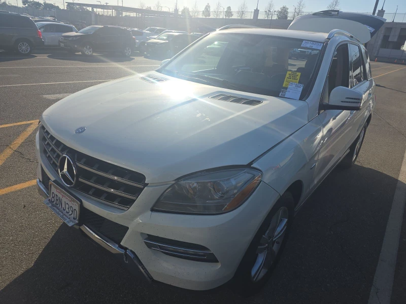 Mercedes-Benz ML 350 ПОДГРЕВ* КАМЕРА* КЕЙЛЕС* LANE* ASSIST, снимка 1 - Автомобили и джипове - 48805036