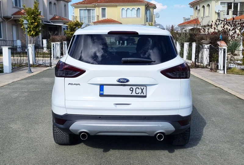 Ford Kuga 2.0d 4x4 Titanium Full, снимка 4 - Автомобили и джипове - 49255936