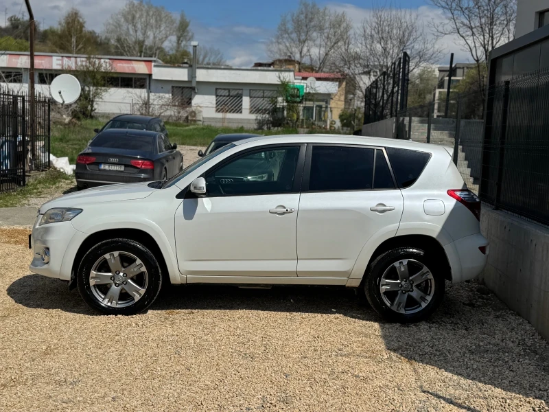 Toyota Rav4 2.2D* 150кс* EXECUTIVE* AUTOMATIC* FULL* FULL* , снимка 5 - Автомобили и джипове - 49504320