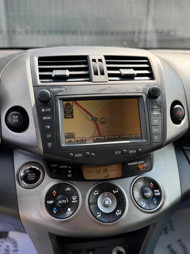 Toyota Rav4 2.2D* 150кс* EXECUTIVE* AUTOMATIC* FULL* FULL* , снимка 13 - Автомобили и джипове - 49504320
