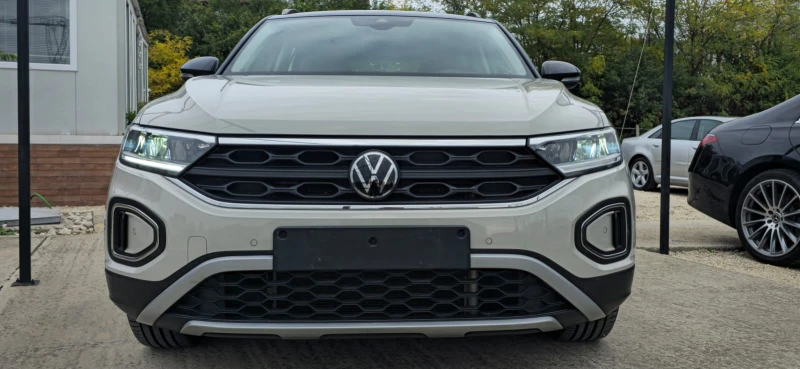 VW T-Roc 2.0 TDI, снимка 2 - Автомобили и джипове - 52051540