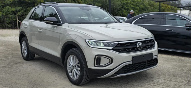 VW T-Roc 2.0 TDI, снимка 3 - Автомобили и джипове - 52051540