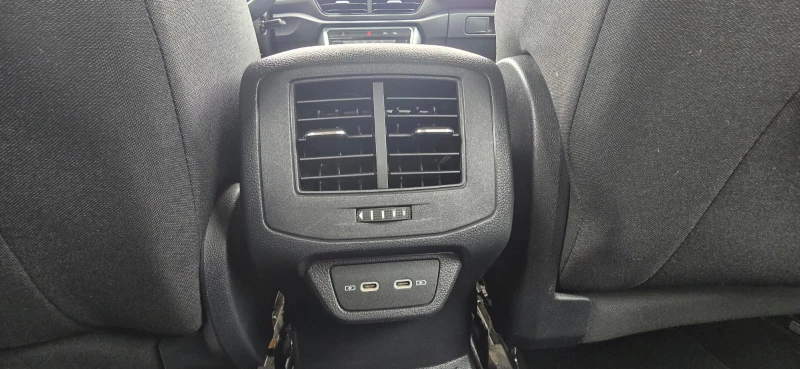 VW T-Roc 2.0 TDI, снимка 14 - Автомобили и джипове - 52051540