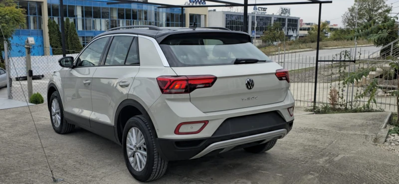VW T-Roc 2.0 TDI, снимка 7 - Автомобили и джипове - 52051540