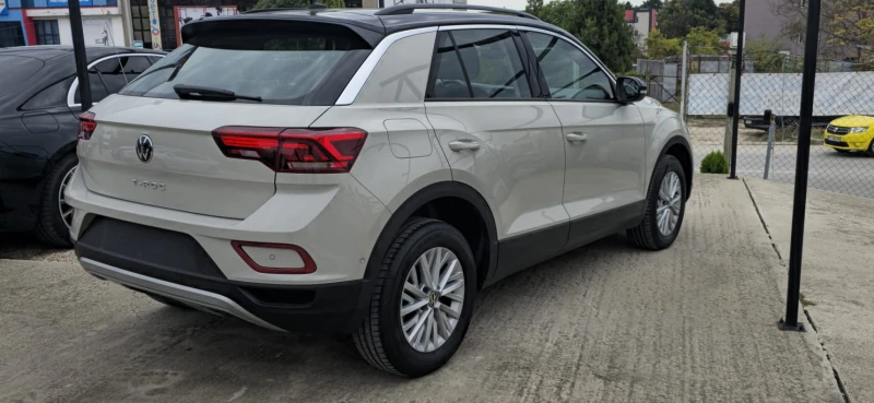 VW T-Roc 2.0 TDI, снимка 5 - Автомобили и джипове - 52051540