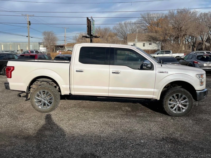 Ford F150 * 4WD SuperCrew * CARFAX * БЕЗ ПЪРВОНАЧАЛНА ВНОСКА, снимка 3 - Автомобили и джипове - 52778609