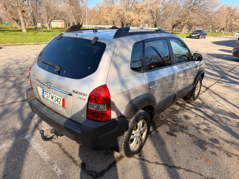 Hyundai Tucson 2.0 140k.s, снимка 6 - Автомобили и джипове - 52851681