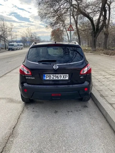 Nissan Qashqai, снимка 5 - Автомобили и джипове - 48781029