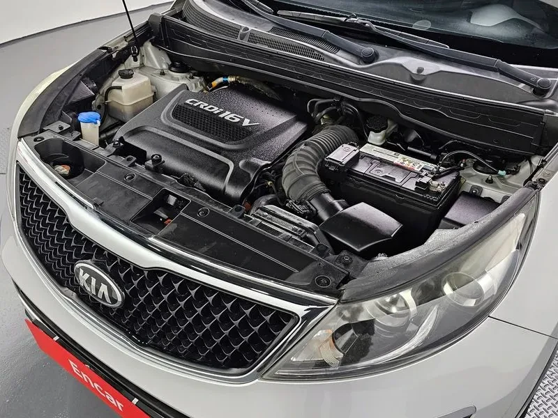 Kia Sportage, снимка 6 - Автомобили и джипове - 52557506