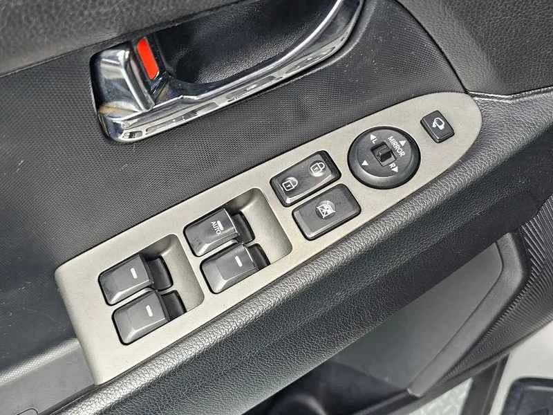 Kia Sportage, снимка 13 - Автомобили и джипове - 52557506