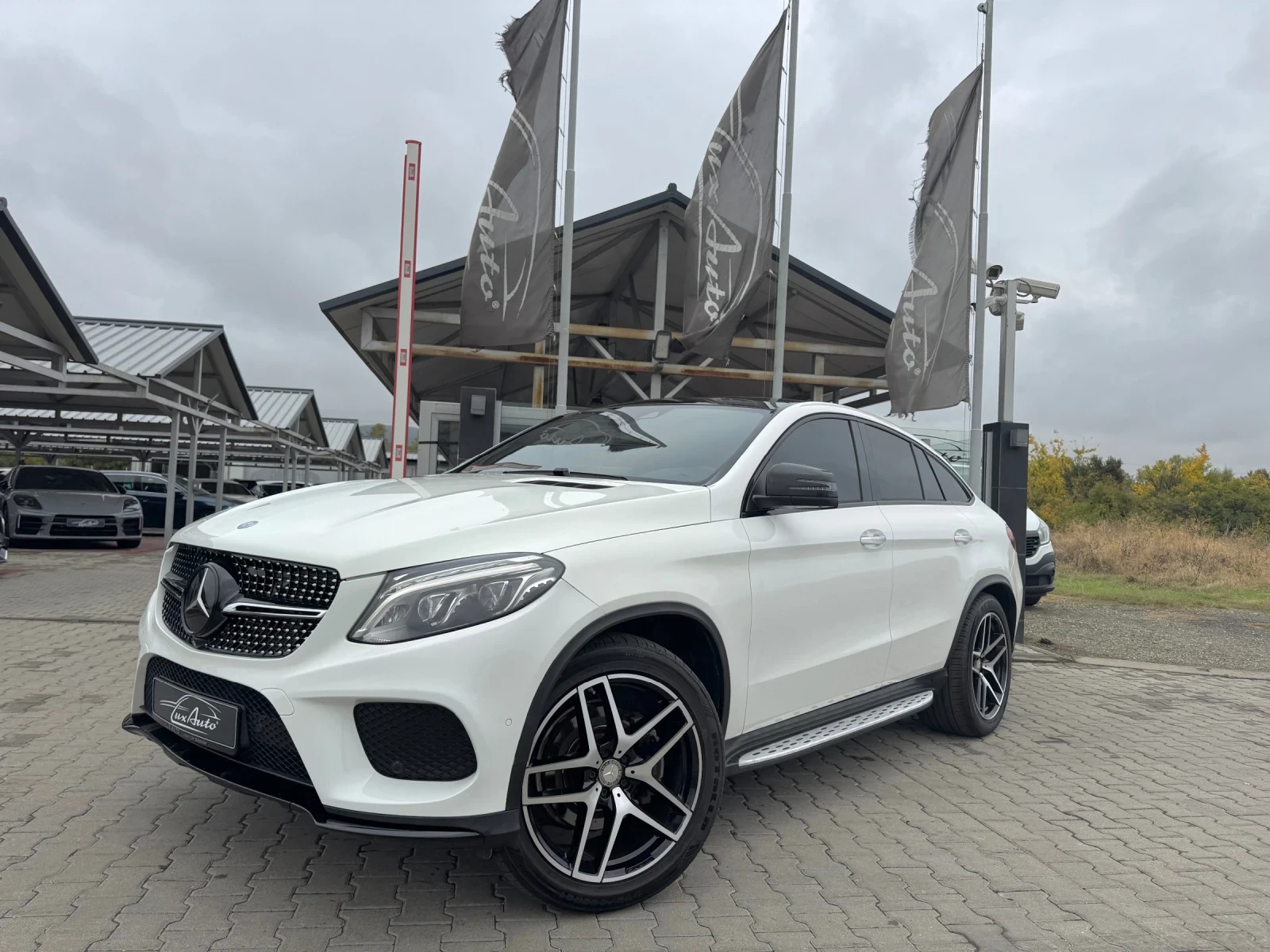 Mercedes-Benz GLE Coupe AMG#PANO#ALCANTARA#DISTR#KEYLESS#137000KM | Mobile.bg   1