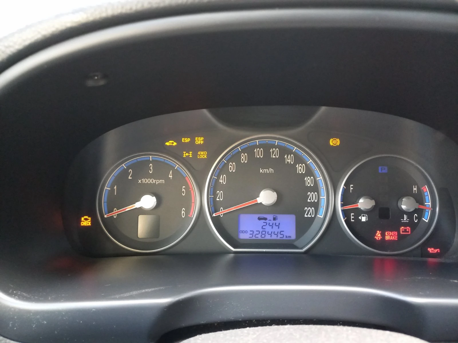 Hyundai Santa fe, снимка 8 - Автомобили и джипове - 54248476