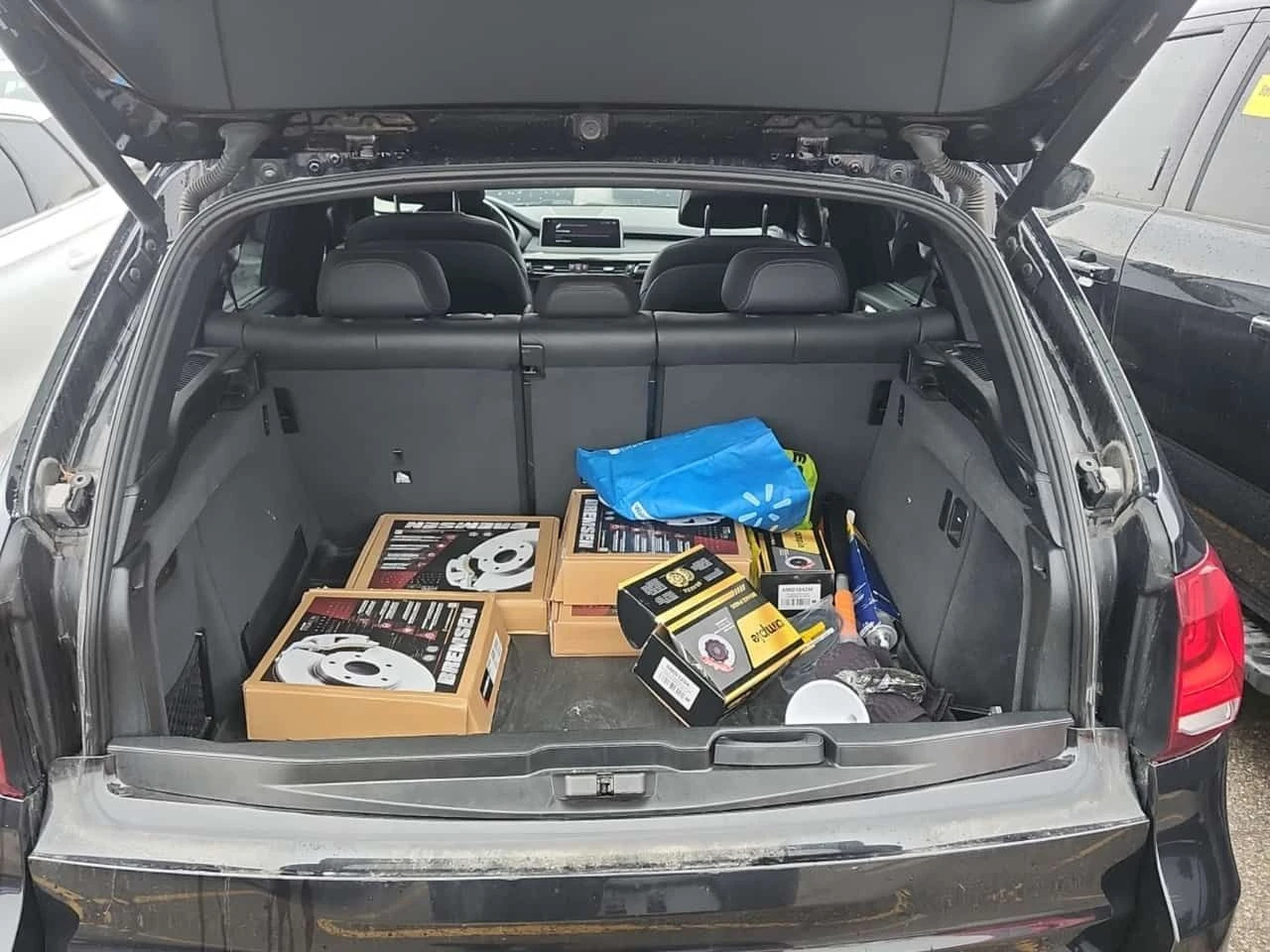 BMW X5 * XDRIVE35I * ГЛАВНО ПРЕДСТАВИТЕЛСТВО* , снимка 14 - Автомобили и джипове - 54357973